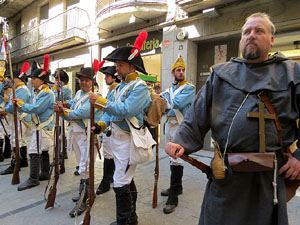 VIII Festa Reviu els Setges Napole&ograve;nics de Girona. Desfilada pels carrers del Barri Vell