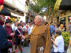 VIII Festa Reviu els Setges Napole&ograve;nics de Girona. Desfilada pels carrers del Barri Vell