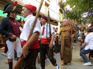 VIII Festa Reviu els Setges Napole&ograve;nics de Girona. Desfilada pels carrers del Barri Vell