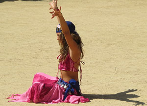 VIII Festa Reviu els Setges Napole&ograve;nics de Girona. Representaci&oacute; teatral a la pla&ccedil;a de la Independ&egrave;ncia