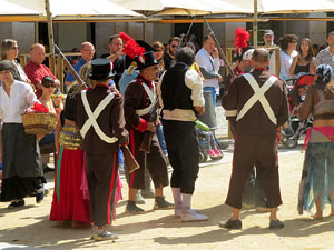VIII Festa Reviu els Setges Napole&ograve;nics de Girona. Representaci&oacute; teatral a la pla&ccedil;a de la Independ&egrave;ncia