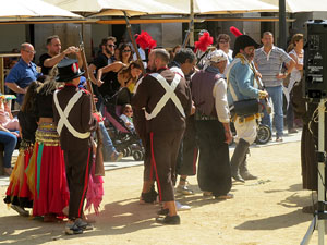 VIII Festa Reviu els Setges Napole&ograve;nics de Girona. Representaci&oacute; teatral a la pla&ccedil;a de la Independ&egrave;ncia