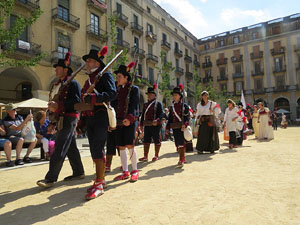 VIII Festa Reviu els Setges Napole&ograve;nics de Girona. Presentaci&oacute; dels grups de recreaci&oacute;