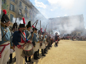 VIII Festa Reviu els Setges Napole&ograve;nics de Girona. Presentaci&oacute; dels grups de recreaci&oacute;