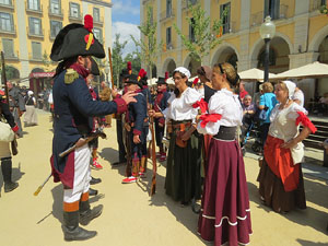 VIII Festa Reviu els Setges Napole&ograve;nics de Girona. Presentaci&oacute; dels grups de recreaci&oacute;