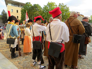 VIII Festa Reviu els Setges Napole&ograve;nics de Girona. Inici de la recreaci&oacute; a la pla&ccedil;a de Sant Dom&egrave;nec