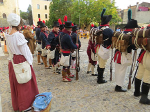 VIII Festa Reviu els Setges Napole&ograve;nics de Girona. Inici de la recreaci&oacute; a la pla&ccedil;a de Sant Dom&egrave;nec