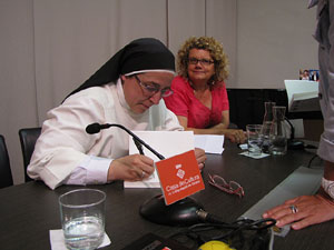 Presentació del llibre A Dios rogando, de Sor Lucía Caram