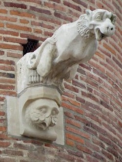 Gàrgola de l'absis de la Catedral de Santa Cecília