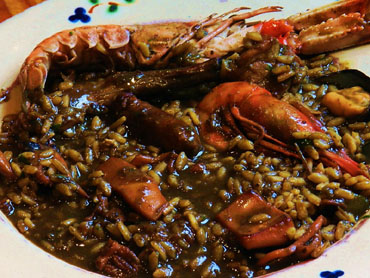 Plat d'arròs fet