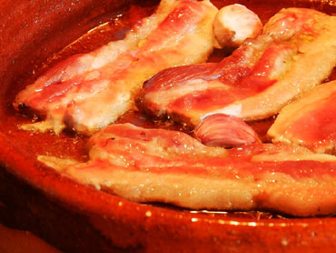 Enrossint la carn de les verdures ofegades