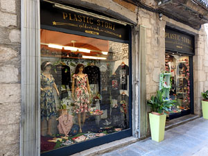 Plastic Store