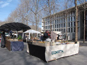 Ecocab&agrave;s, mercat ecol&ograve;gic i artesanal