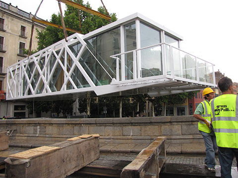 Muntatge de l'espai gastron&ograve;mic El Vol