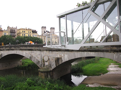 Muntatge de l'espai gastron&ograve;mic El Vol