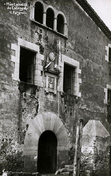 Façana del mas Caballé d'Estanyol. 1911-1936