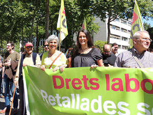 Manifestaci&oacute; de l'1 de maig pels carrers de Girona