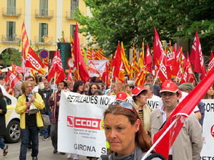 Manifestació de l'1 de maig pels carrers de Girona