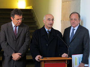 Inauguraci&oacute; d'un bust d'Agust&iacute; Riera i Pau, obra de Ci&oacute;  Abell&iacute; a la Diputaci&oacute; de Girona