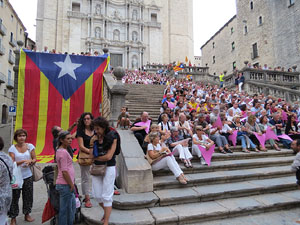 Assaig punter de la Via Lliure a la Diagonal de Barcelona, a les escales de la Catedral