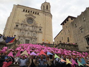Assaig punter de la Via Lliure a la Diagonal de Barcelona, a les escales de la Catedral