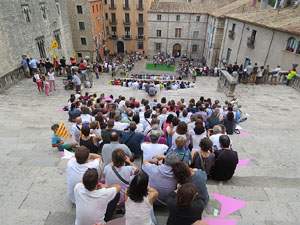Assaig punter de la Via Lliure a la Diagonal de Barcelona, a les escales de la Catedral