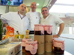 Mercat del Lle&oacute;. Sessi&oacute; de cuina a l'Aula Gastron&ograve;mica a c&agrave;rrec del xef Nir Zook