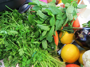 Mercat del Lle&oacute;. Sessi&oacute; de cuina a l'Aula Gastron&ograve;mica a c&agrave;rrec del xef Nir Zook
