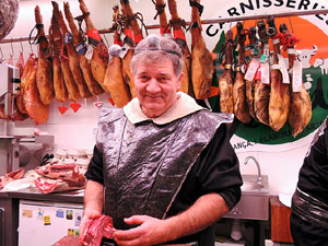 Carnestoltes 2015 al Mercat del Lle&oacute; de Girona