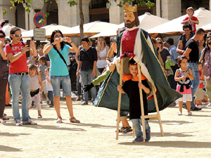 Faràndula. 500 anys d'imatgeria festiva de Girona. Cercavila de cloenda