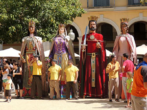 Faràndula. 500 anys d'imatgeria festiva de Girona. Cercavila de cloenda