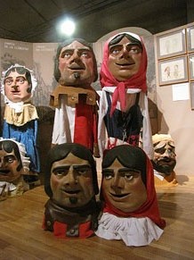 Far&agrave;ndula. 500 anys d'imatgeria festiva de Girona. Cercavila de cloenda