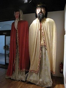 Far&agrave;ndula. 500 anys d'imatgeria festiva de Girona. Cercavila de cloenda