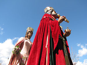 Enlla&ccedil;ats per la Llengua. La cercavila