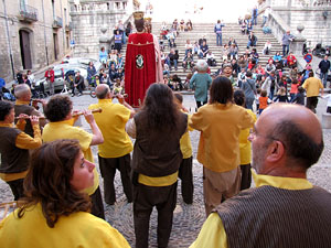 Ballada a c&agrave;rrec del grup Fal&middot;lera Gironina