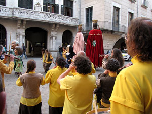 Cercavila a c&agrave;rrec del grup Fal&middot;lera Gironina