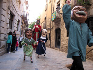 Cercavila a c&agrave;rrec del grup Fal&middot;lera Gironina