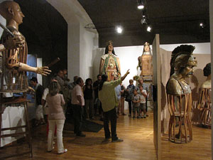 Far&agrave;ndula. 500 anys d'imatgeria festiva de Girona. Visita guiada