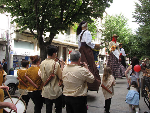 La cercavila a la Rambla de la Llibertat