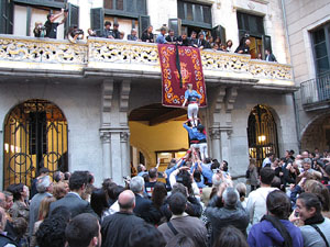 Homenatge als germans Roca del Celler de Can Roca. Activitats a la plaça del Vi