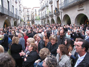 Homenatge als germans Roca del Celler de Can Roca. Activitats a la plaça del Vi
