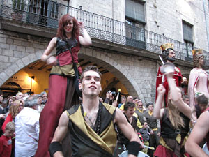 Homenatge als germans Roca del Celler de Can Roca. Activitats a la plaça del Vi