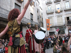 Homenatge als germans Roca del Celler de Can Roca. Activitats a la plaça del Vi