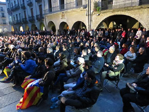 Seguiment de la investidura de Carles Puigdemont com a president de la Generalitat de Catalunya
