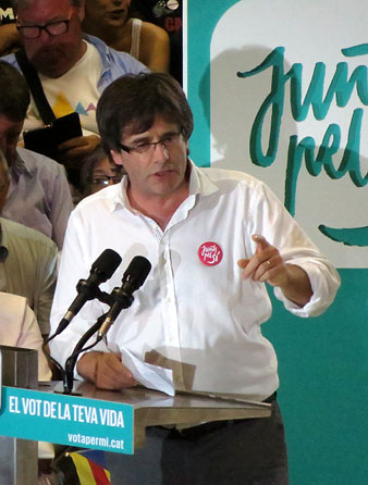 Carles Puigdemont en un moment de la seva intervenci&oacute;