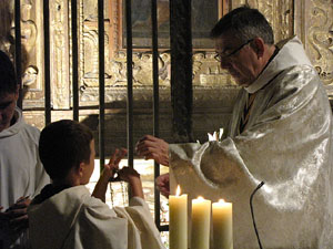 Festa de la Mare de Déu de Gràcia i de Bell-ull als claustres de la Catedral de Girona