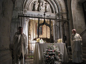 Festa de la Mare de Déu de Gràcia i de Bell-ull als claustres de la Catedral de Girona