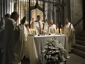 Festa de la Mare de D&eacute;u de Gr&agrave;cia i de Bell-ull als claustres de la Catedral de Girona