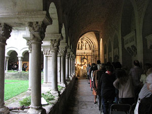Festa de la Mare de D&eacute;u de Gr&agrave;cia i de Bell-ull als claustres de la Catedral de Girona
