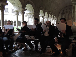 Festa de la Mare de D&eacute;u de Gr&agrave;cia i de Bell-ull als claustres de la Catedral de Girona